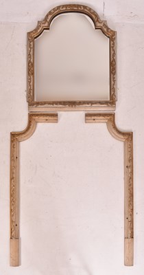 Lot 401 - 19TH CENTURY WHITE & GILT PAINTED WOOD FIREPLACE SURROUND & MIRROR FRAME