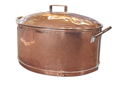 Lot 295 - LARGE EARLY 20TH CENTURY COPPER LIDDED STEAMER