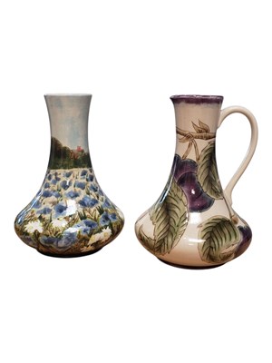Lot 126 - COBRIDGE - LATE 20TH CENTURY STONEWARE VASE AND JUG