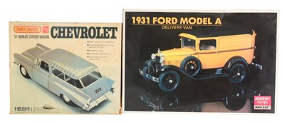 Lot 23 - MODEL KITS - X2 VINTAGE PLASTIC MODEL KIT CARS