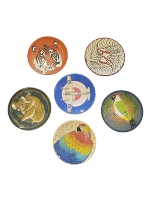 Lot 138 - DENNIS CHINA WORKS - SIX 21ST CENTURY CERAMIC CABINET PLATES