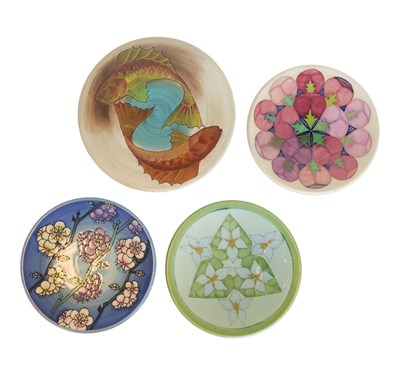 Lot 143 - DENNIS CHINA WORKS - FOUR 21ST CENTURY POTTERY PLATES