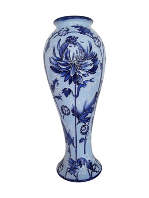 Lot 2 - MOORCROFT - 2003 POTTERY CHRYSANTHEMUM PATTERNED BLUE VASE