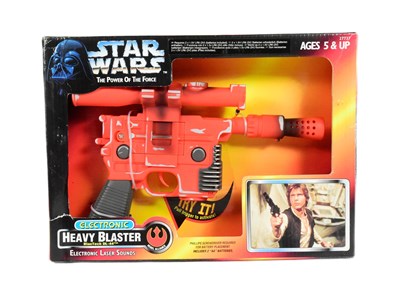 Lot 66 - STAR WARS - 1997 ELECTRONIC HEAVY BLASTER