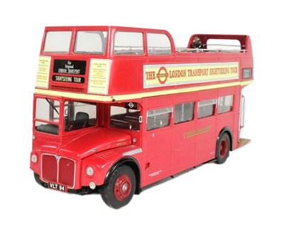 Lot 307 - DIECAST - SUNSTAR 1/24 SCALE DIECAST MODE BUS