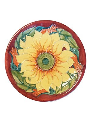 Lot 154 - MOORCROFT - 1994 INCA SUNFLOWER PATTERNED POTTERY CHARGER PLATE