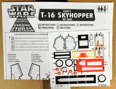 Lot 69 - STAR WARS - 1996 KENNER T-16 SKYHOPPER ACTION FIGURE PLAYSET