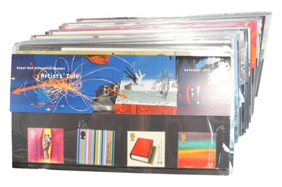 Lot 133 - LARGE COLLECTION OF LATE 20TH / 21ST CENTURY PRESENTATION PACKS