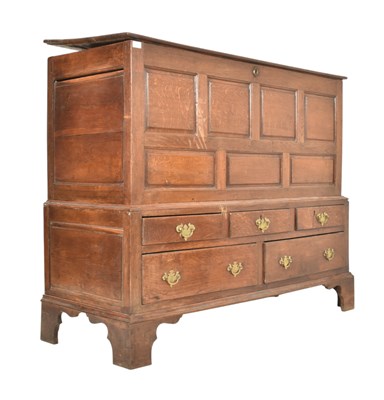 Lot 310 - LARGE 18TH CENTURY OAK MULE CHEST / COFFEE BLANKET BOX