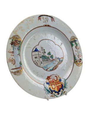 Lot 55 - CANTON EXPORT WARE C. 1750 ARMORIAL PLATE FOR SIR FRANCIS HOLBOURNE