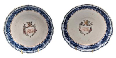 Lot 94 - TWO CHINESE EXPORTS 18TH CENTURY 1780 PORCELAIN ARMORIAL TEA BOWLS