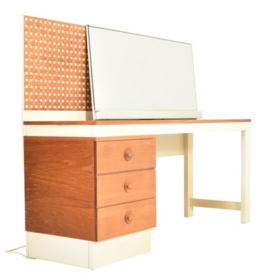 Lot 367 - UNIFLEX FURNITURE - MID CENTURY TEAK & PLYWOOD DRESSING TABLE CHEST