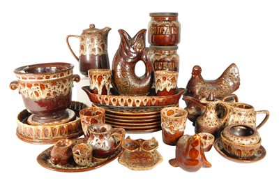 Lot 193 - FOSTERS POTTERY - LARGE COLLECTION OF LATE 20TH CENTURY CORNISHWARE