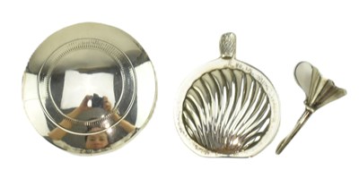Lot 13 - 20TH CENTURY HALLMARKED SILVER SCENT BOTTLE WITH MINIAUTRE FUNNEL