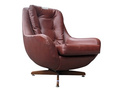 Lot 611 - MANNER OF GREAVES & THOMAS - MID CENTURY SWIVEL CHAIR