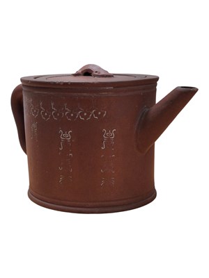 Lot 484 - 19TH CENTURY CHINESE TERRACOTTA TEAPOT