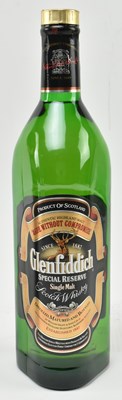 Lot 202 - GLENFIDDICH SPECIAL RESERVE SCOTCH WHISKY BOTTLE