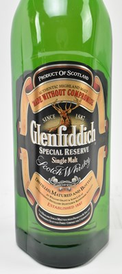 Lot 202 - GLENFIDDICH SPECIAL RESERVE SCOTCH WHISKY BOTTLE