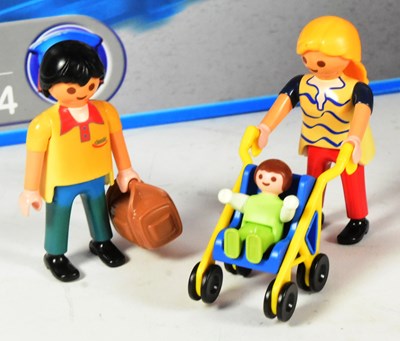 Lot 698 - PLAYMOBIL - BOXED PANORAMA EXPRESS RAIL CAR