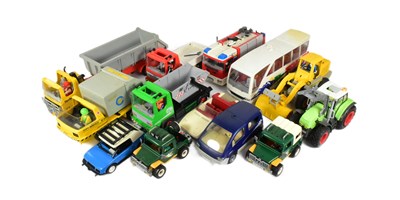 Lot 657 - PLAYMOBIL - COLLECTION OF ASSORTED PLAYMOBIL VEHICLES