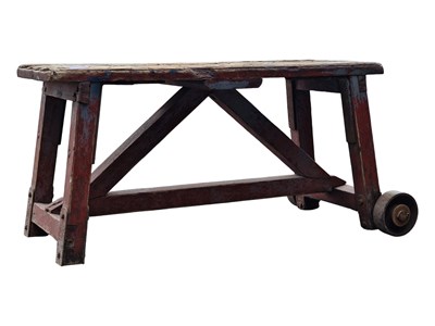 Lot 557 - 20TH CENTURY RED PAINTED WOODEN GARDENING STOOL