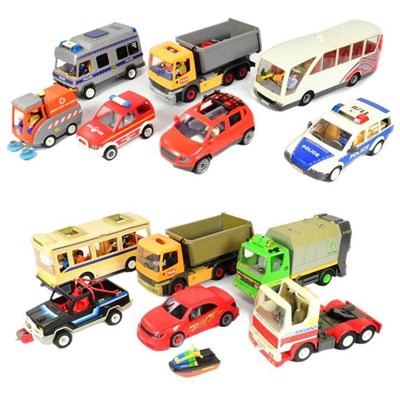 Lot 674 - PLAYMOBIL - COLLECTION OF PLAYMOBIL VEHICLES