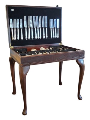 Lot 255 - CANTEEN OF SHEFFIELD SILVER PLATE CUTLERY