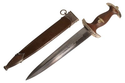 Lot 70 - WWII SECOND WORLD WAR GERMAN SA DAGGER