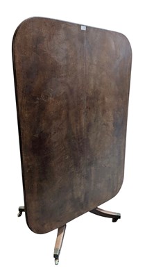 Lot 454 - GEORGE III 19TH CENTURY MAHOGANY TILT TOP LOO / DINING TABLE