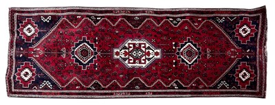 Lot 466 - 20TH CENTURY SOUTH WEST PERSIAN QASHGAI RUNNER RUG