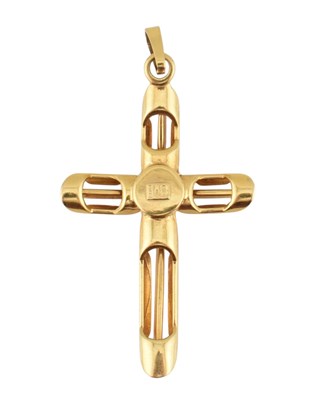 Lot 134 - 18CT GOLD PENDANT CROSS