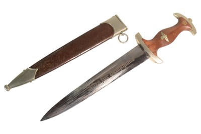 Lot 145 - WWII SECOND WORLD WAR GERMAN SA DAGGER