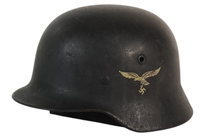 Lot 180 - WWII SECOND WORLD WAR GERMAN M40 LUFTWAFFE HELMET