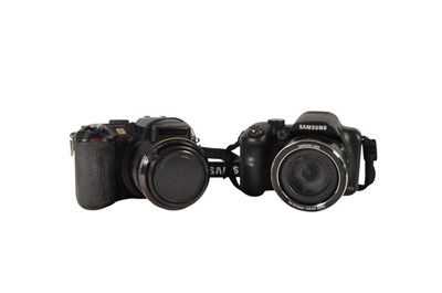 Lot 239 - COLLECTION OF CONTEMPORARY DIGITAL CAMERAS