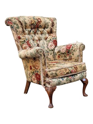 Lot 686 - EARLY 20TH CENTURY CHESTERFIELD STYLE ARMCHAIR