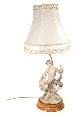 Lot 238 - CAPODIMONTE 20TH CENTURY DESK LAMP