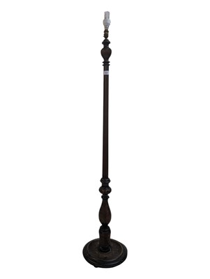 Lot 1040 - VINTAGE 20TH CENTURY CARVED MAHOGANY FLOOR STANDING LAMP