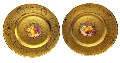 Lot 3 - J. REED FOR ROYAL WORCESTER - PAIR OF HAND PAINTED HEAVILY GILT PORCELAIN CABINET PLATES