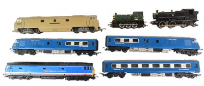 Lot 57 - MODEL RAILWAY - COLLECTION OF OO GAUGE LOCOMOTIVES