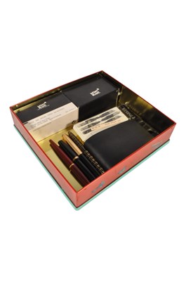 Lot 249 - COLLECTION OF 20TH CENTURY FOUNTAIN PENS AND INK