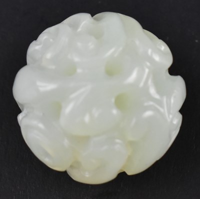 Lot 175 - QING DYNASTY PALE CELADON JADE CARVED WITH "DOUBLE DRAGONS" 清 青白玉 双龙吊锤