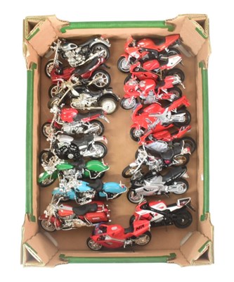 Lot 51 - DIECAST - COLLECTION OF MAISTO MOTORBIKES