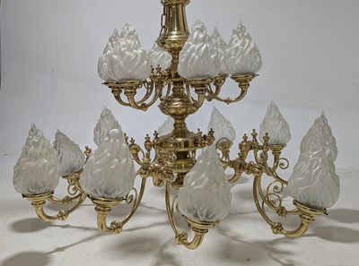 Lot 565 - LARGE 20TH CENTURY GILT METAL & FLAME GLASS SHADES TWIN SIX-ARM CHANDELIER