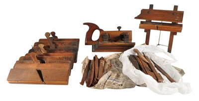 Lot 272 - COLLECTION OF 20TH CENTURY VINTAGE WOODWORKING TOOLS