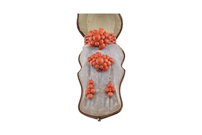 Lot 19 - 19TH CENTURY PRECIOUS CORAL SUITE OF JEWELLERY