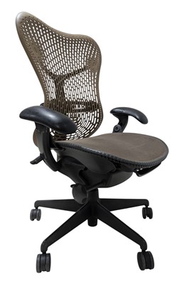 Lot 87 - HERMAN MILLER - MIRRA - OFFICE DESK CHAIR BY STUDIO 7.5