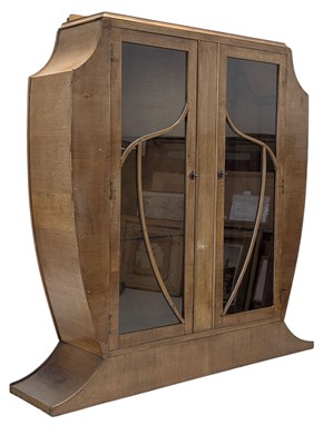 Lot 228 - ART DECO 1930S WALNUT SHIELD-SHAPED DISPLAY CABINET