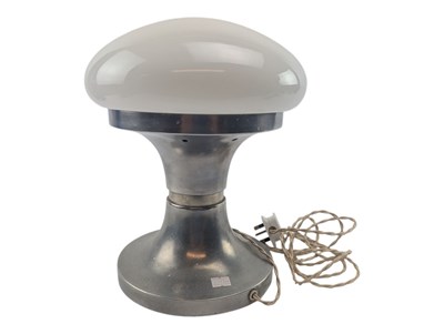 Lot 346 - MID CENTURY 1970S SPACE AGE MUSHROOM TABLE / DESK LAMP