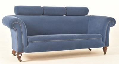 Lot 564 - VICTORIAN 19TH CENTURY BLUE VELVET CHESTERFIELD SOFA SETTEE