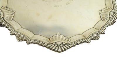 Lot 7 - EDWARD VII HALLMARKED SILVER SALVER TRAY 1903 LONDON
